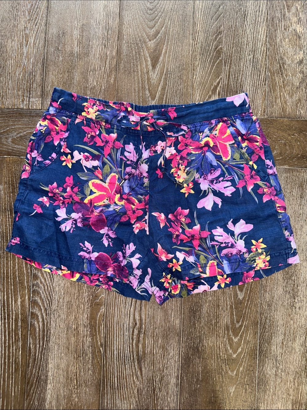 Tommy Bahama Floral Linen Drawstring Shorts Size 6 Tropical Resort Vacation - Picture 1 of 6